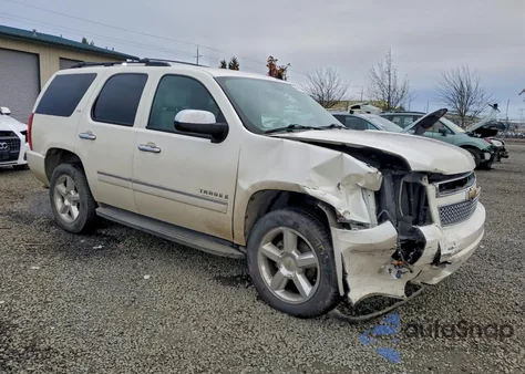2009 Chevrolet Tahoe K1500 Ltz z USA, uszkodzony, nr VIN 1GNFK33039R283608